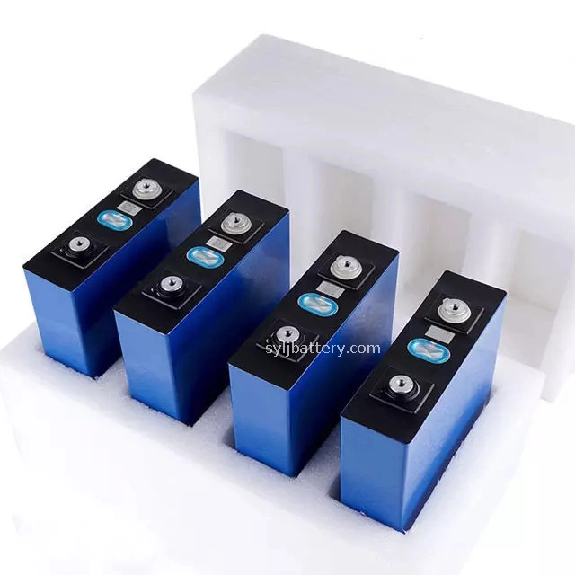 Long-lasting Sovlt 3.2V 134Ah Prismatic Lithium Battery For Caravan Market